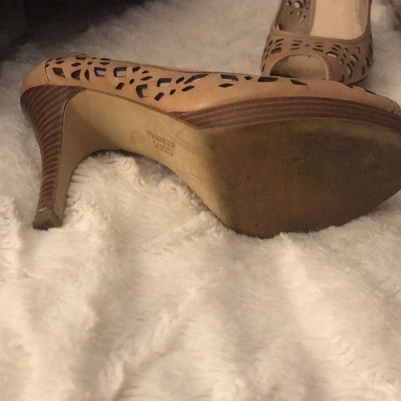 Franco Sarto 4" heels - Picture 3 of 3